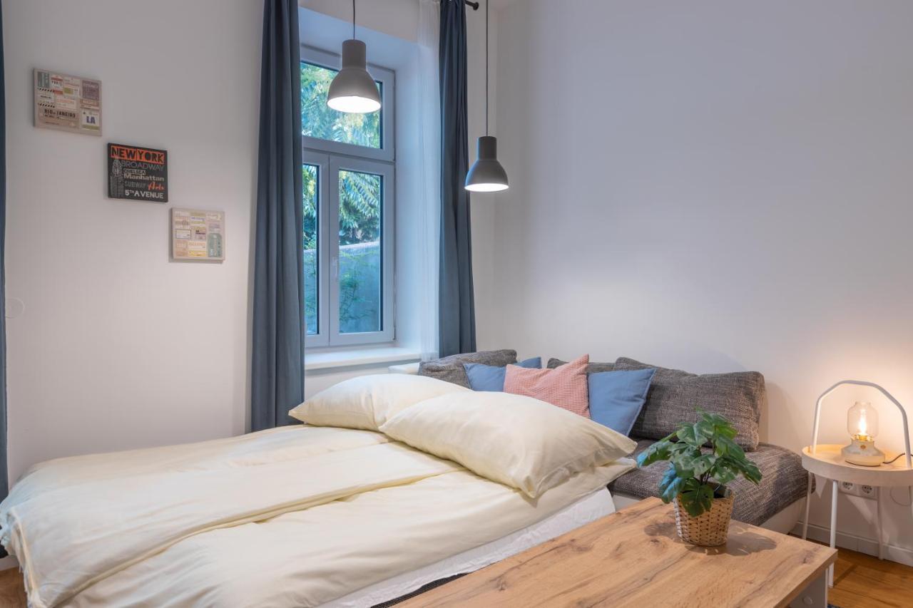 Appartement Cozy Apartment, 2 Private Terraces, 8 Min To Center Wenen