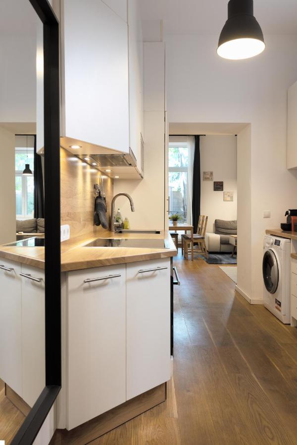 Appartement Cozy Apartment, 2 Private Terraces, 8 Min To Center Wenen